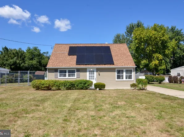 115 Stratford Ave, Ewing, NJ 08618