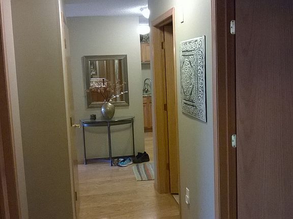 4th image of 2231 Penn Place #Unit 106