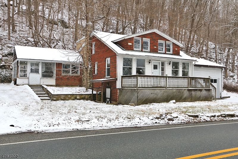 1st image of 123 Lackawanna Dr