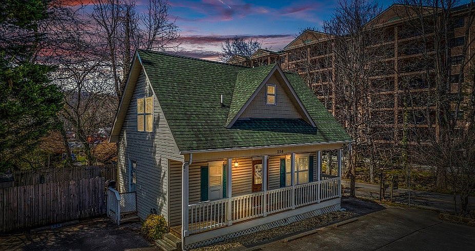 1st image of 134 Roaring Fork Rd