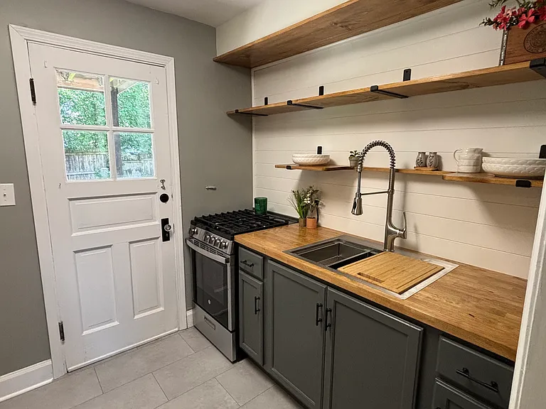 3901 Main St #8A — Photo 15