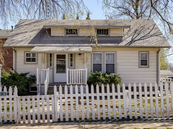 1112 S 22nd St, Lincoln, NE 68502