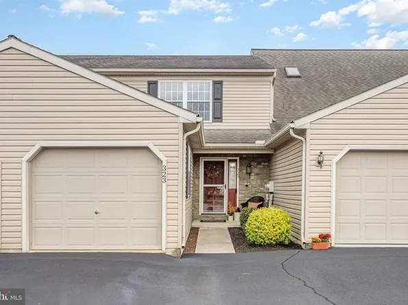 323 Deerfield Dr, Mount Joy, PA 17552
