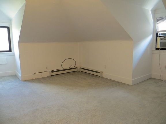 5th image of 125 N Homewood Ave #3
