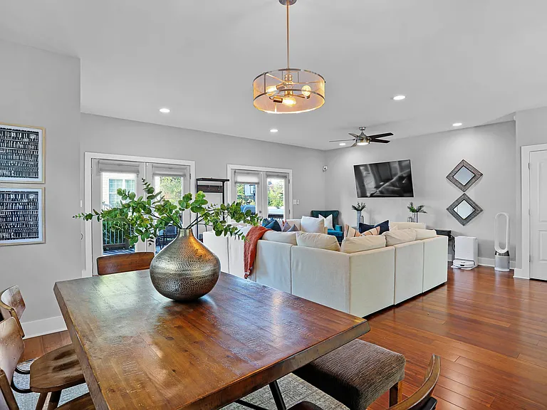 4333 Delmar Blvd — Photo 35