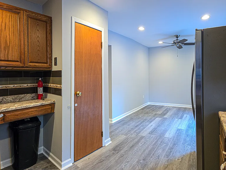 305 Merrywood Dr — Photo 4
