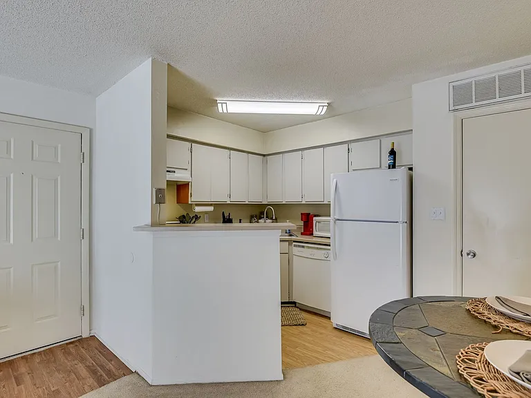 Champions Pines Apartments — Photo 59
