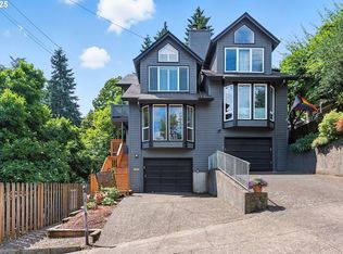 114 S Abernethy St, Portland, OR 97239