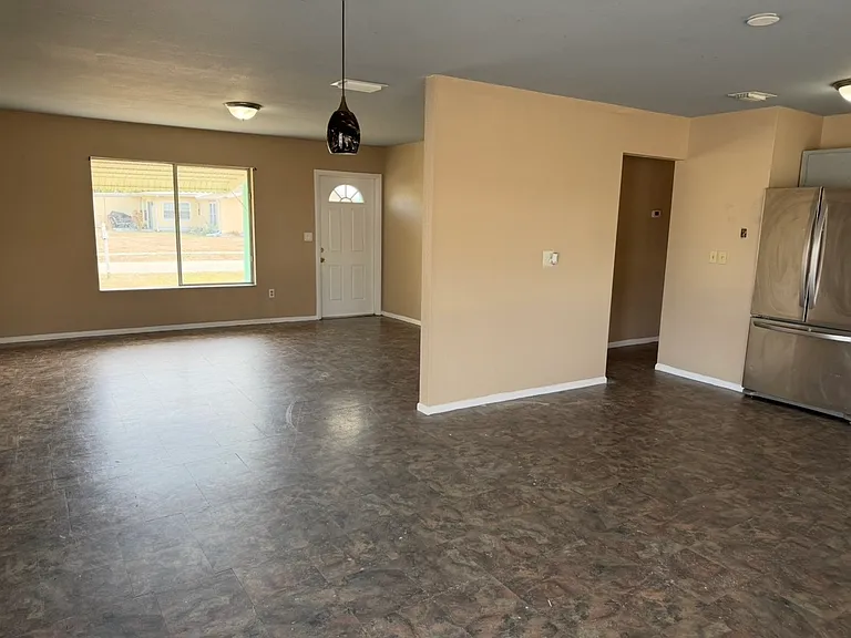 2781 Greendale Rd — Photo 5
