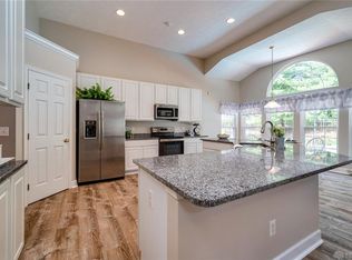 3252 Spillway Ct, Bellbrook, OH 45305