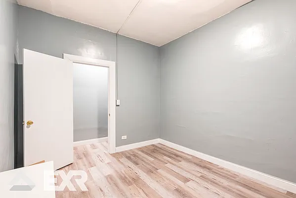 Rented by EXR | media 2