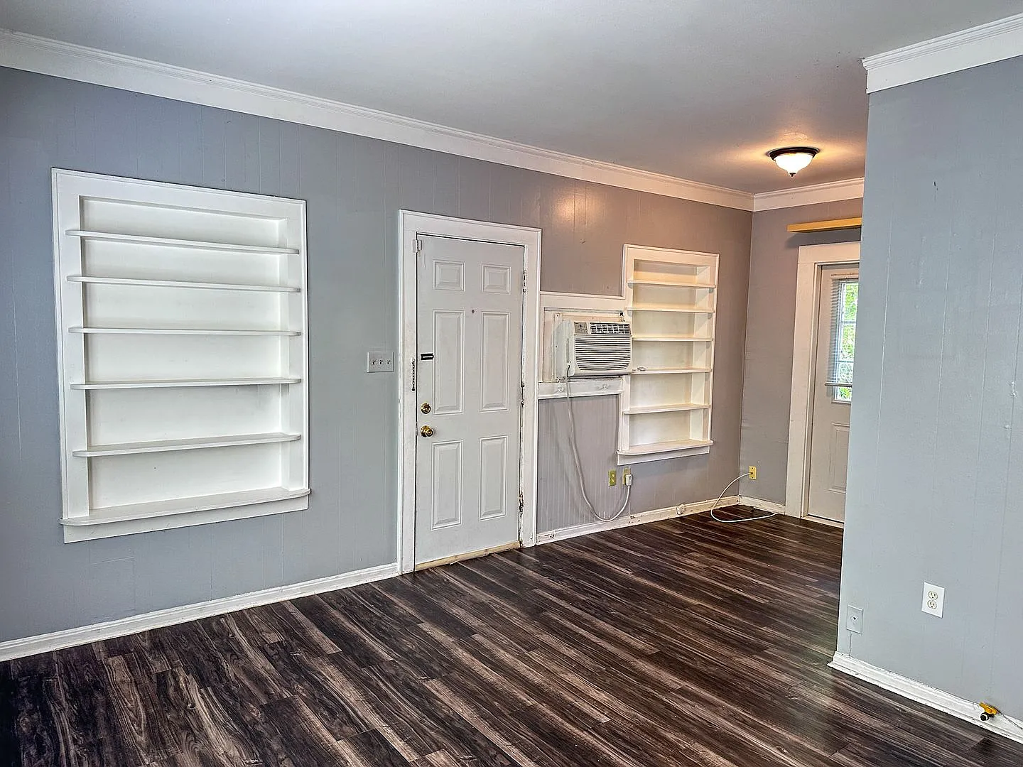 202 E 31st Unit C — Photo 3