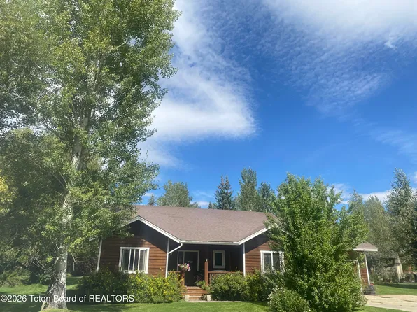 865 Seneca Ln, Jackson, WY 83001