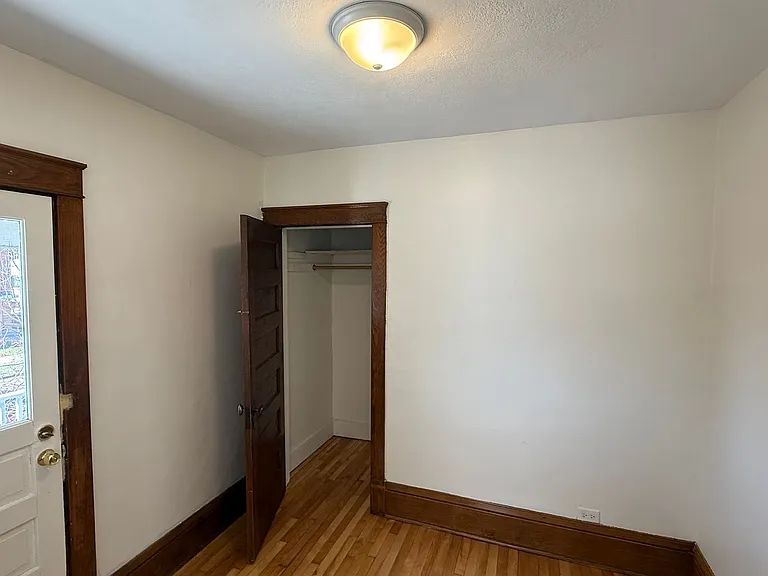 3145 Pleasant Ave — Photo 8