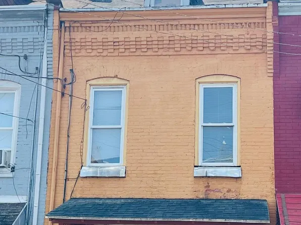130 W Green St, Reading, PA 19601