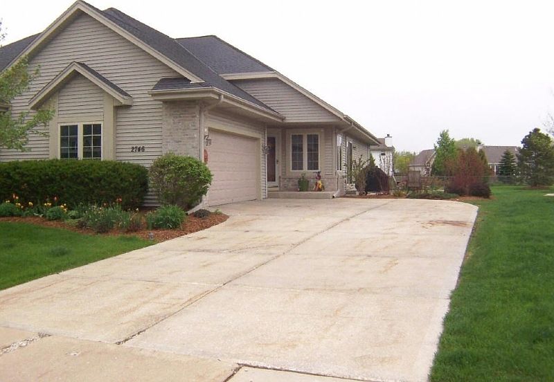 1st image of 2746 Sandra Ln