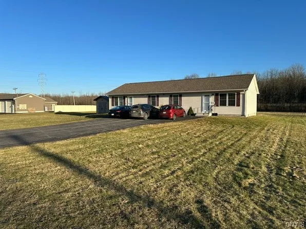 5148 Sand Hill Rd, Oneida, NY 13421