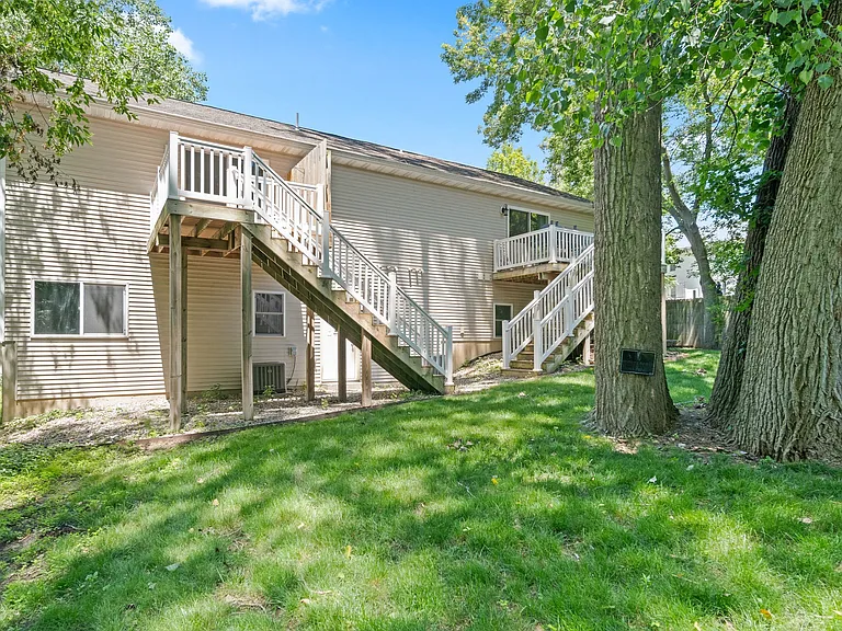2690 32nd St SE — Photo 5