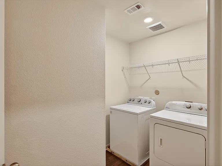 3819 Leighton Hbr — Photo 20