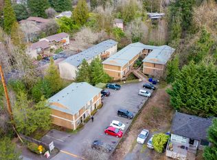 5102 SW 45th Ave #16, Portland, OR 97221