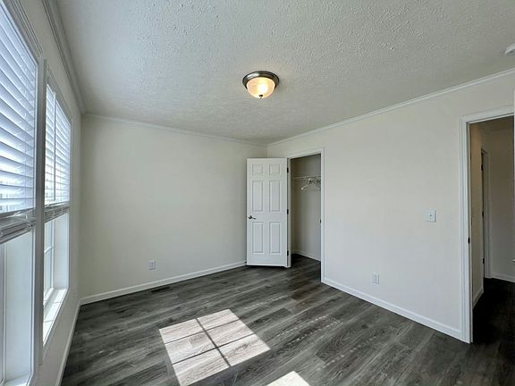 5th image of 4604 Lake Crystal Blvd #Io3i9d