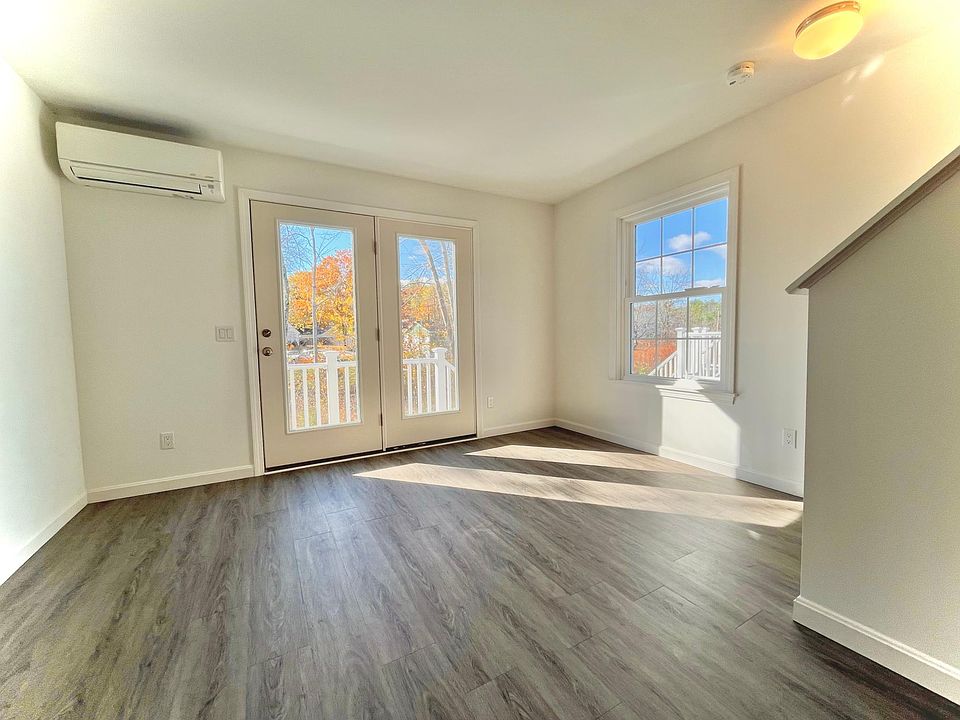 Living room to deck