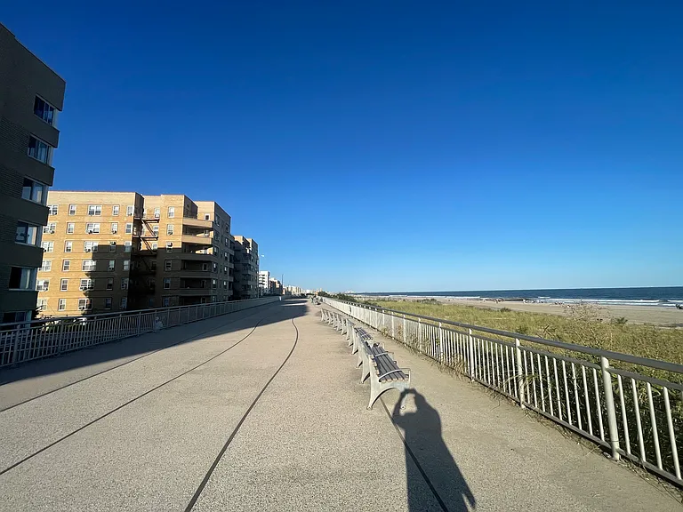 122-20 Ocean Promenade #2F1 — Photo 17
