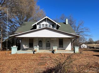 313 E Main St, Maiden, NC 28650