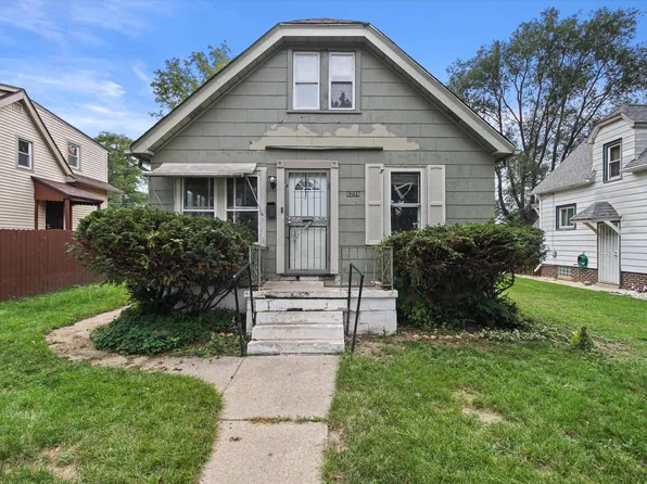 5239 N 48th STREET, Milwaukee, WI 53218