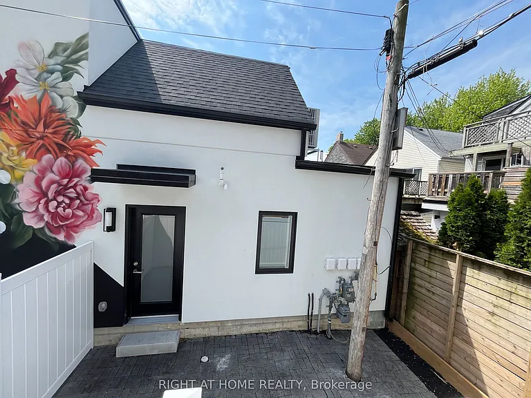 91 Barton Ave #10 — Photo 15