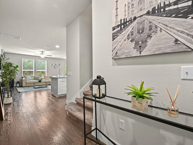 311 Bridgeford Dr — Photo 6