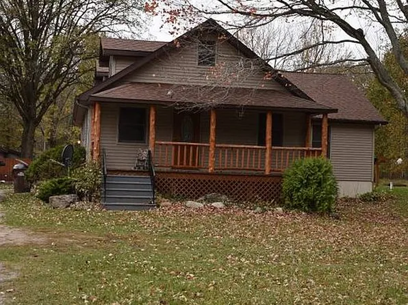 3617 Flajole Rd, Rhodes, MI 48652