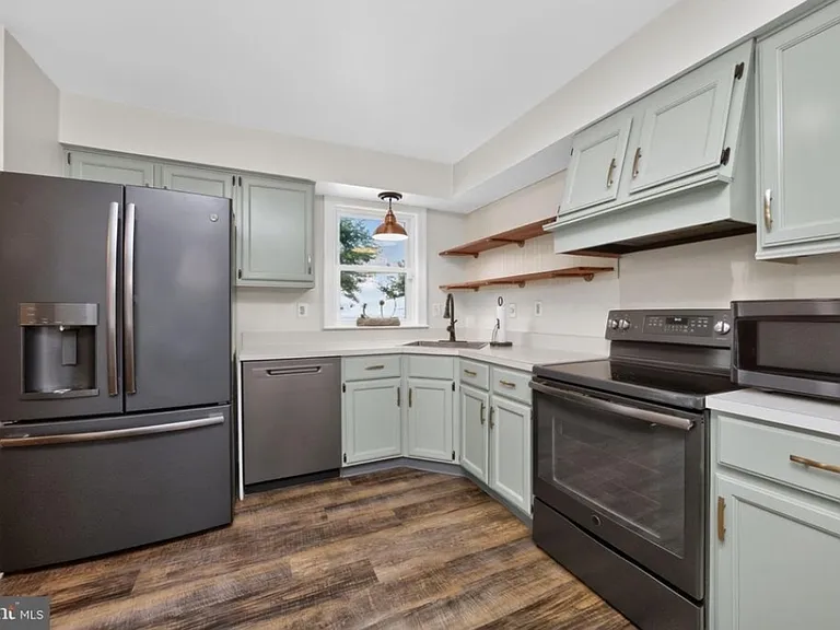 105 Berger Rd — Photo 14