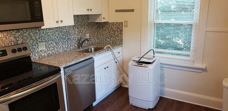 1 bed, 1.0 bath, 650 sqft, $1,350 — Photo 3