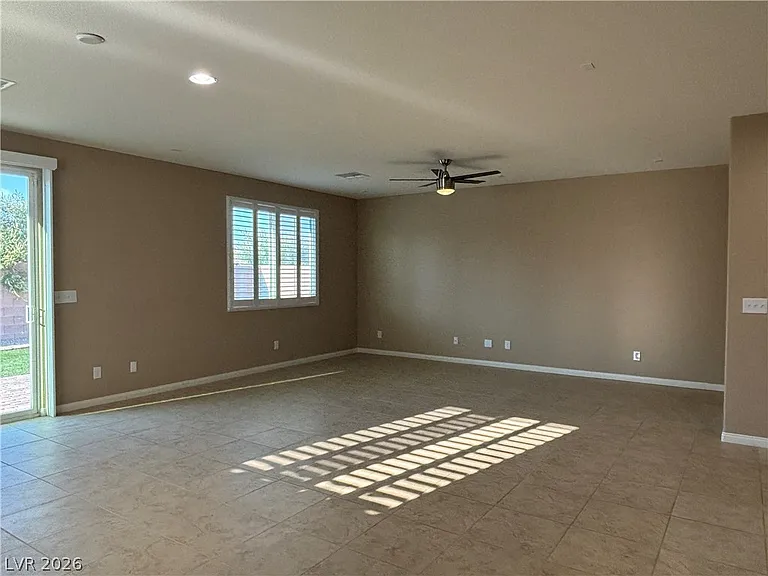 7466 Campbell Ranch Ave — Photo 10