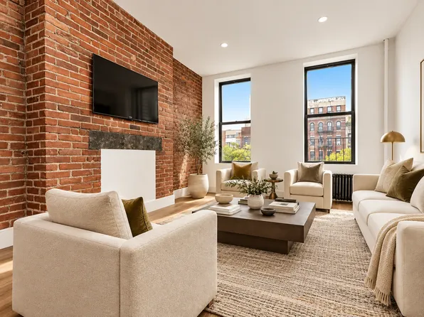130 Allen St #9L, New York, NY 10002