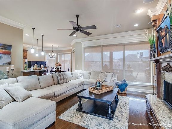5th image of 1020 Spanish Moss Cir