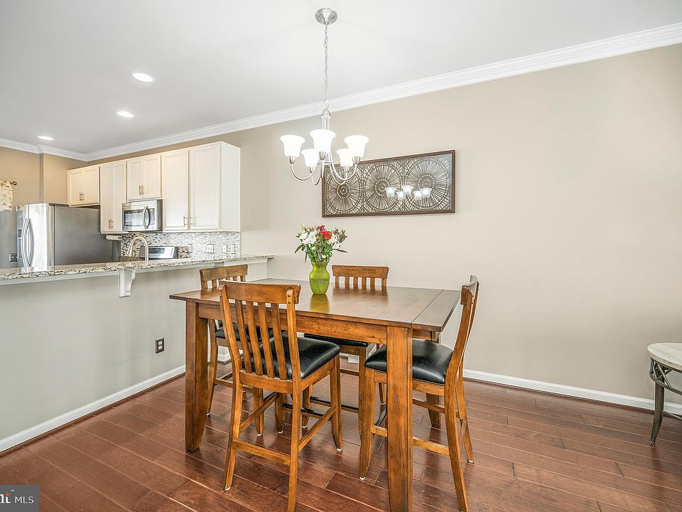 17006 Hoskins Way, Dumfries, VA 22026 Zillow