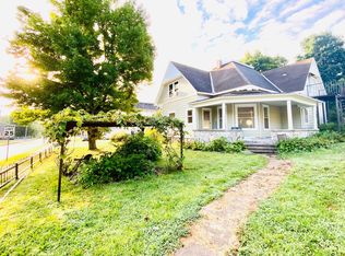 403 E McKinney St, Neosho, MO 64850