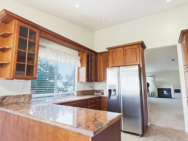10665 Cherry Hills Dr — Photo 7
