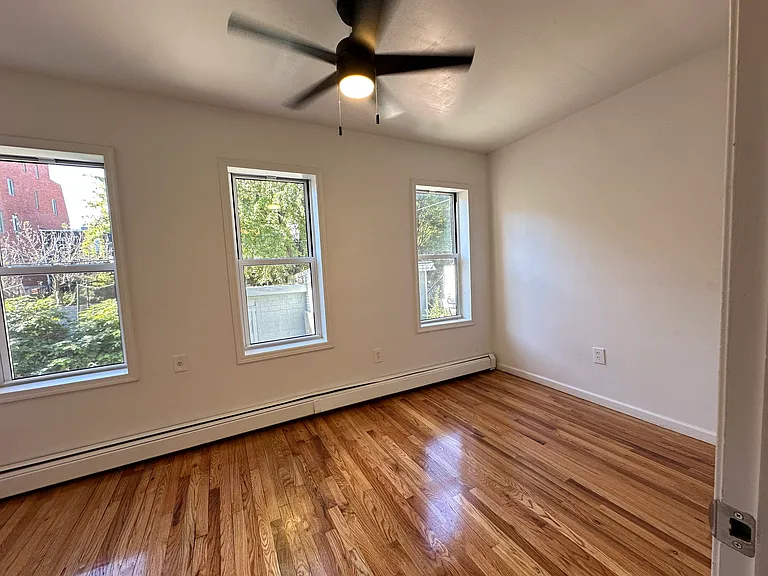 101 Pioneer St #1 — Photo 4
