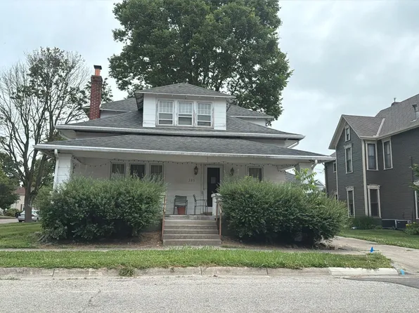 325 W Washington St, New Carlisle, OH 45344