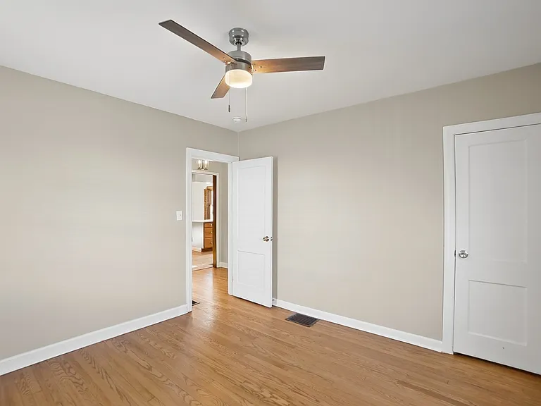 1028 Colwick Dr — Photo 14