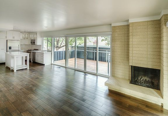 2nd image of 132 Barbaree Way