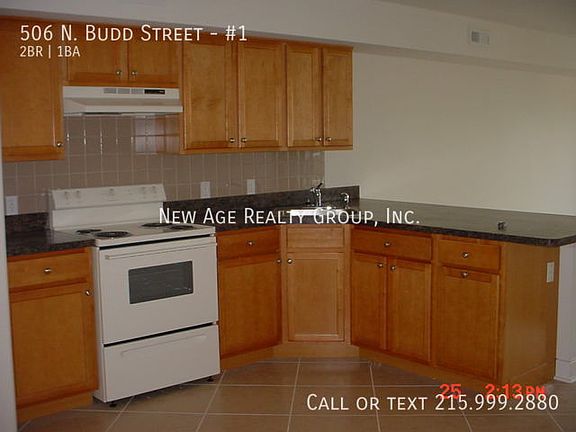 3rd image of 506 N Budd St #1