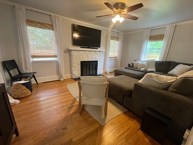 2528 Jefferson Ave — Photo 18