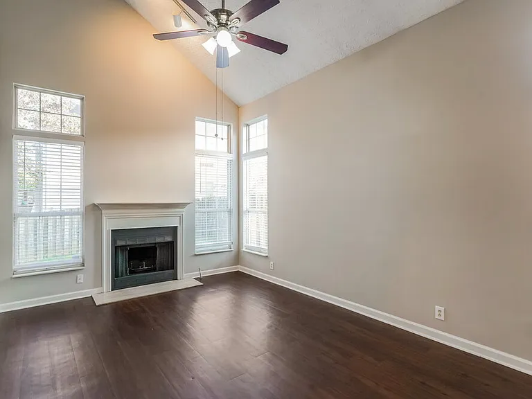 3104 Chambley Ct — Photo 4