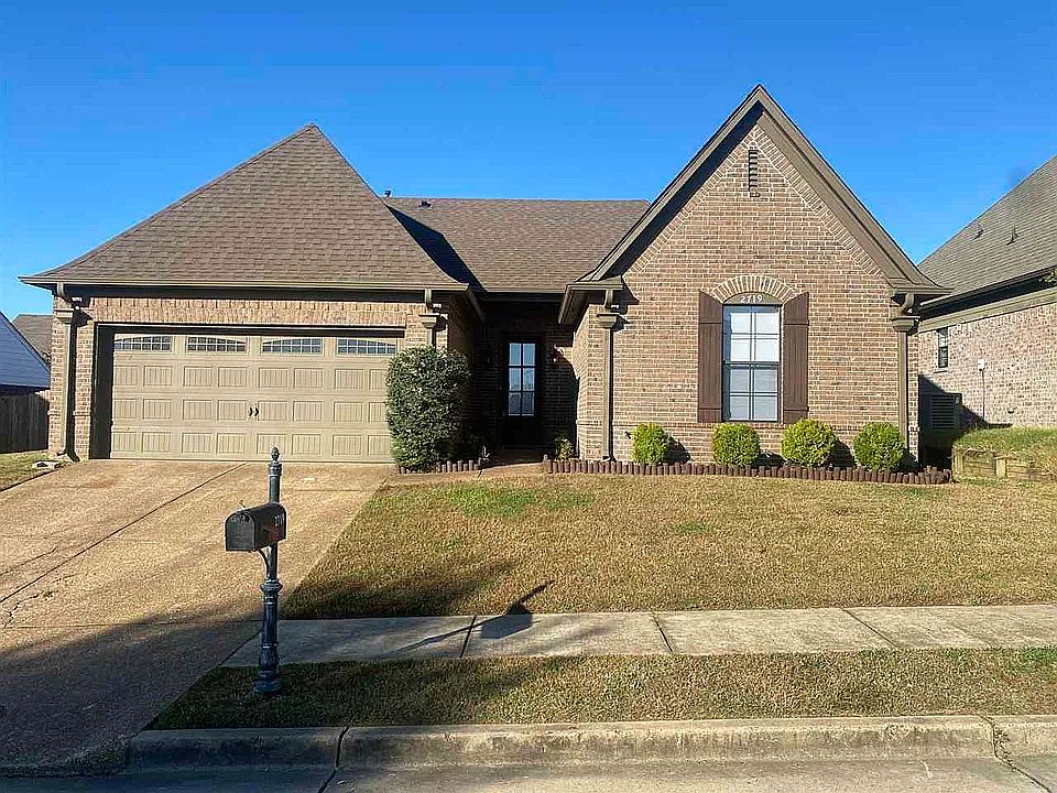 1st image of 2719 Oak Barn Ln