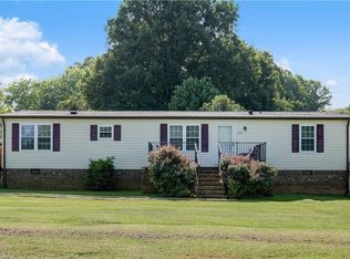 126 Mullins Rd, Reidsville, NC 27320