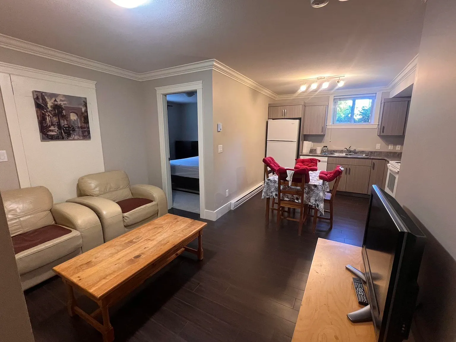 2 bed, 700 sqft, $1,750 — Photo 4